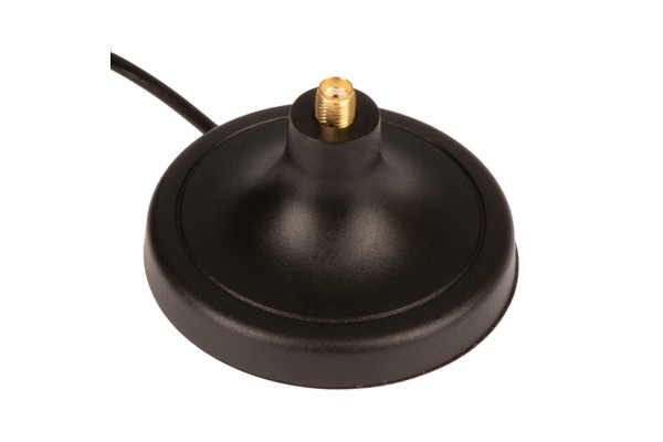 Konsole für Antenne mit SMA-Stecker und 2,9 m Kabel Konsole für Antenne mit SMA-Stecker und 2,9 m Kabel
