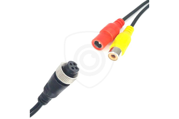 Y-Adapter vierpolig weiblich / 1x Cinch weiblich + Stromversorgung weiblich