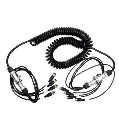 Flexibler vierpoliger Adapter zum Anschluss von Kameras an einem Anhänger oder Auflieger männlich / weiblich