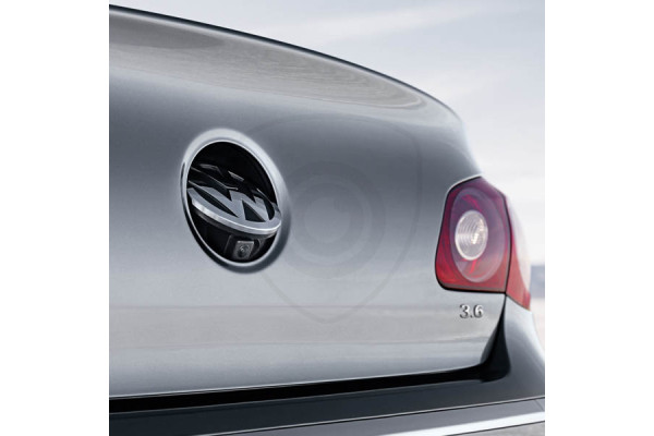 Rückfahrkamera im VW-Logo – schwenkbare Kamera für Volkswagen